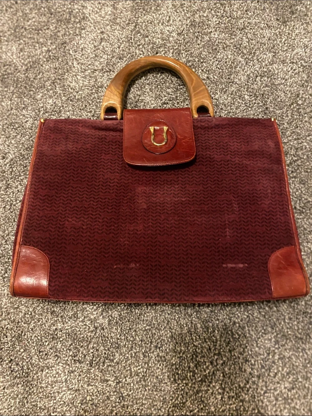N/A elegant burgundy